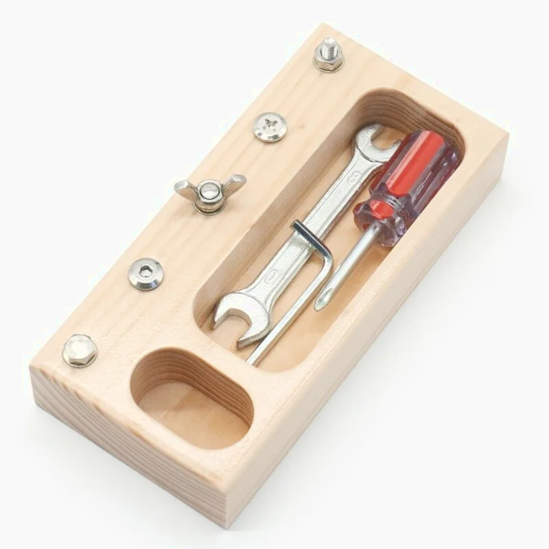 Jeu De Boulon Et Tournevis Montessori