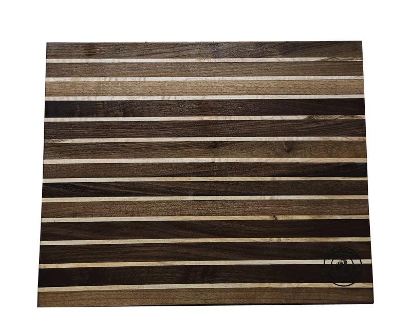 Planche de service Noyer Insertion Érable