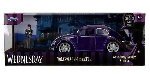 Wednesday Volkswagen Beetle Die-Cast Car and Figure - Voiture miniature et Figurine