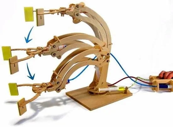 Hydraulic Robotic Arm / Bras robotique hydraulique