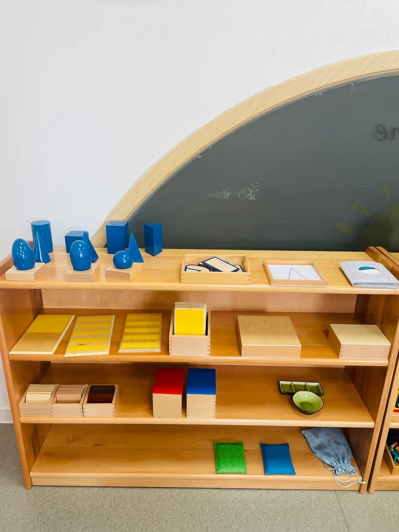 CASA CLASSROOM (Children'S House Environment) basic set