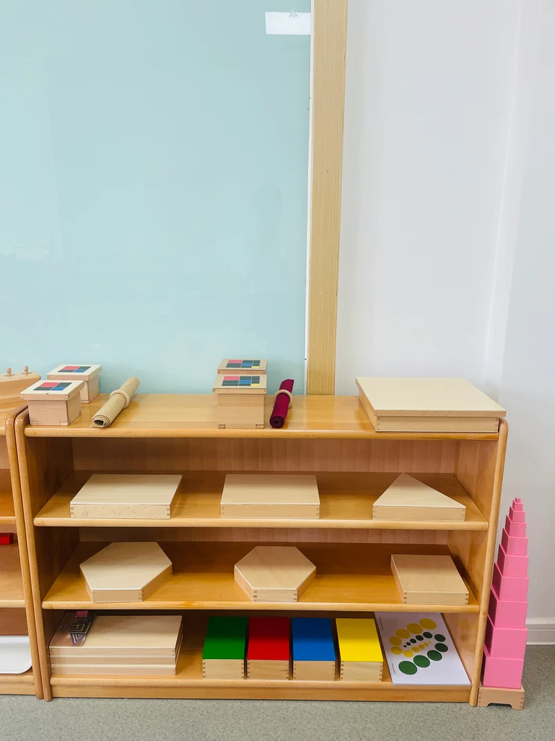 CASA CLASSROOM (Children'S House Environment) basic set