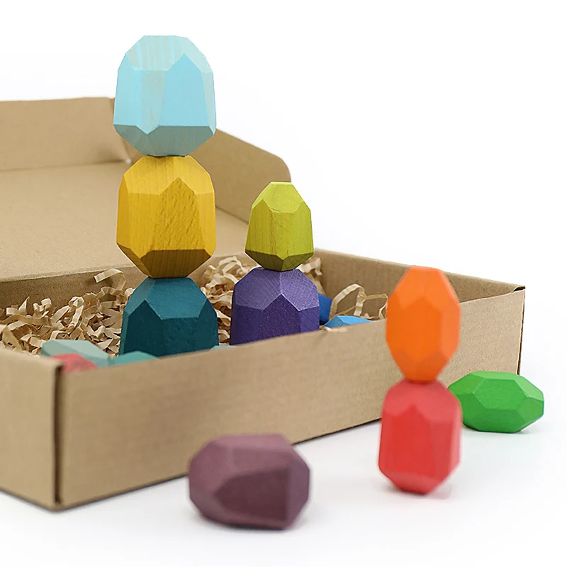 16 small laminated stones， stacking stones