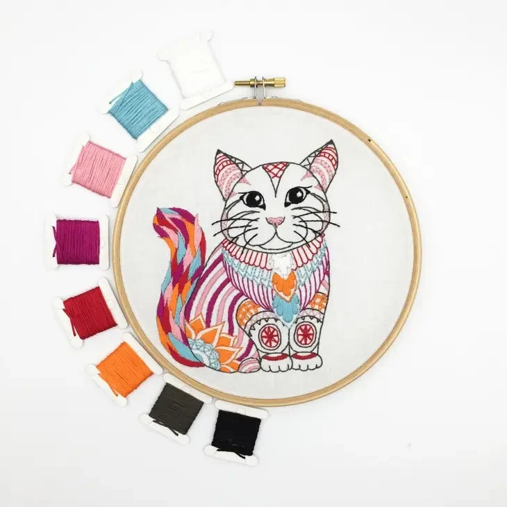 Kit Broderie Chat – Loisirs créatifs DIY pour débutants et amoureux des chats