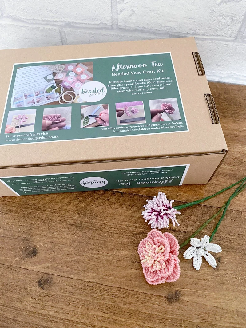 Kit de bricolage pour vase à thé Afternoon. Une idée cadeau créative.