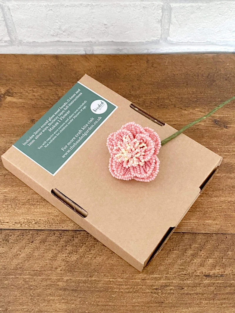Kit de création de fleurs perlées - Pivoine. Une idée cadeau créative.