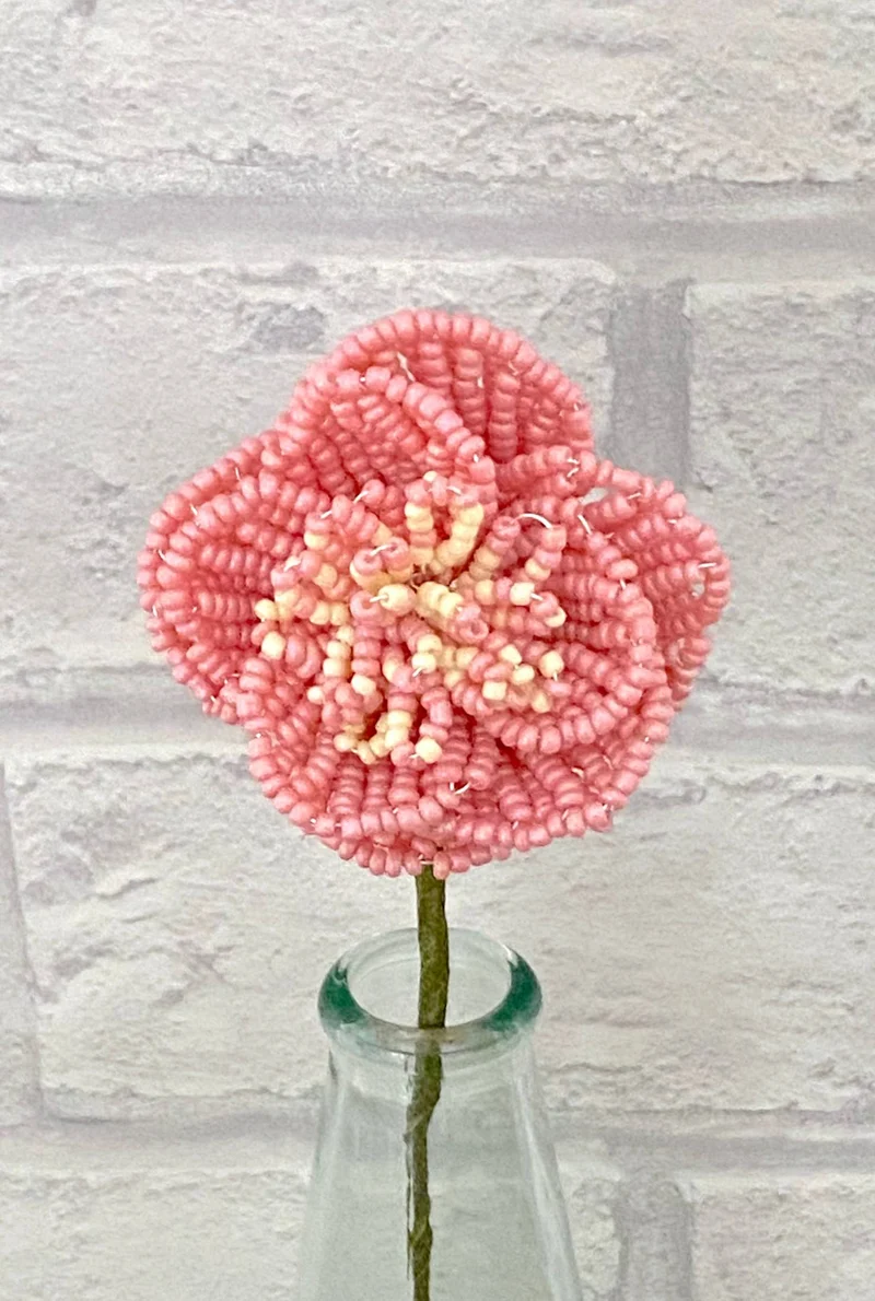 Kit de création de fleurs perlées - Pivoine. Une idée cadeau créative.