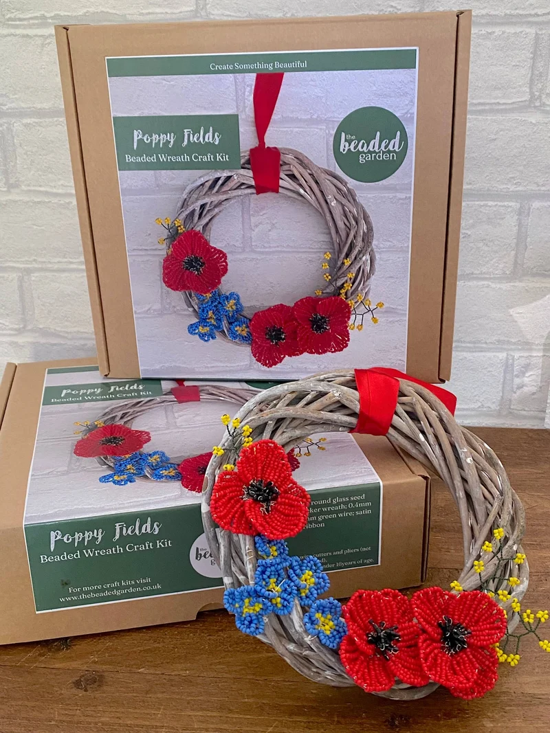Kit de création de couronnes Poppy Fields pour adultes. Un cadeau créatif.