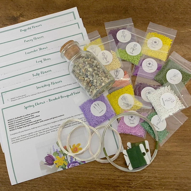 Kit de bricolage vase Chœur de printemps. Une idée cadeau créative.