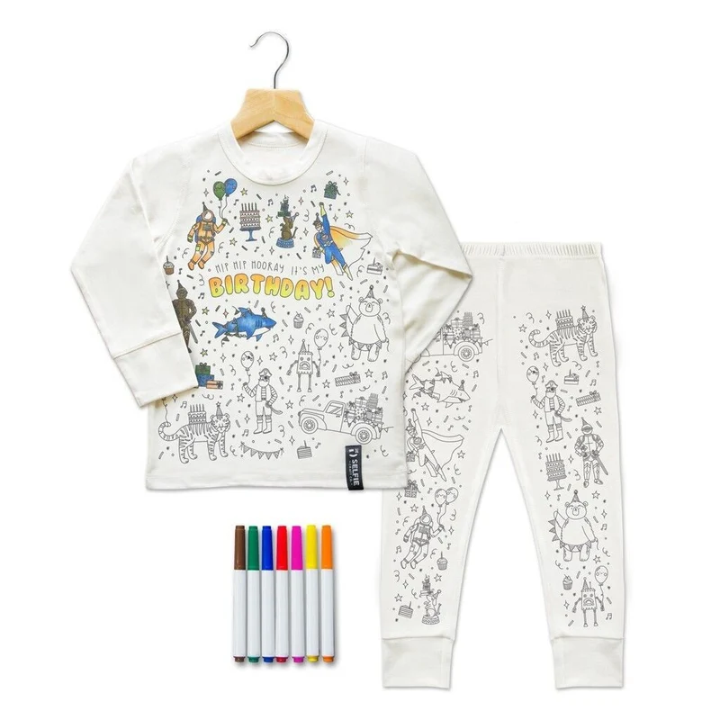 Pyjama à colorier aux couleurs d'anniversaire Garçon