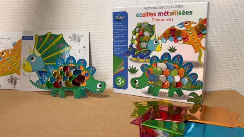 Dinosaures écailles métallisées – Coffret créatif 3D enfant 3 ans+