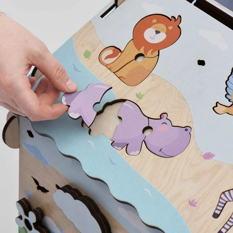 Busy board Maison d’activités “ZOO” de BusyKids