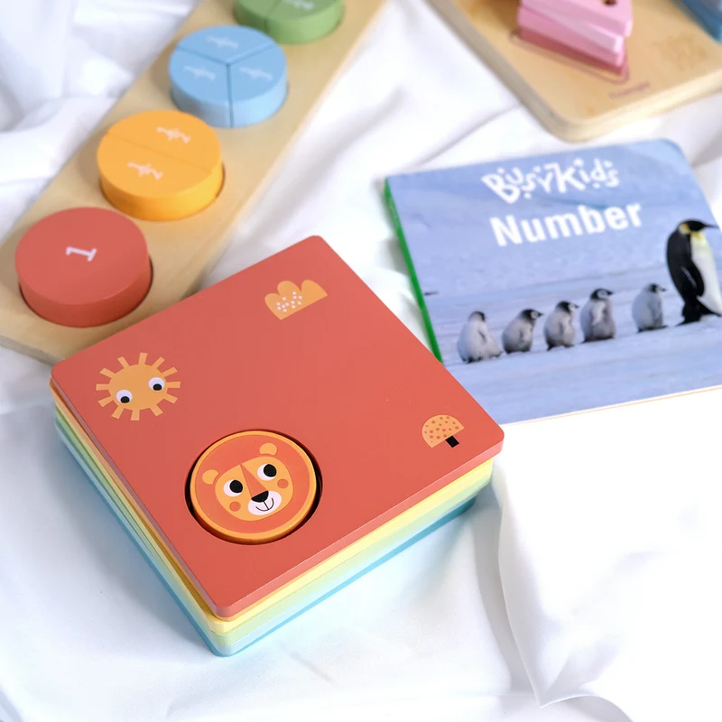 Coffret de Jeu Montessori pour les enfants de 24 à 36 mois BusyKids