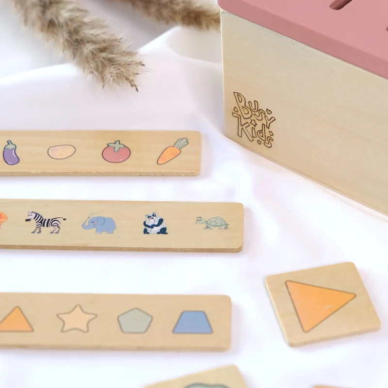 Coffret de Jeu Montessori pour les enfants 36m+ BusyKids