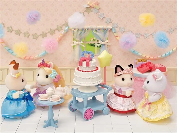 Calico Critters Party Time Playset - Tuxedo Cat Girl - Ensemble de jeu pour fête Tuxedo Chat Fille