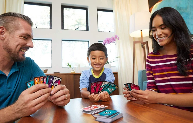 Uno Flip Card Game / Jeu de cartes