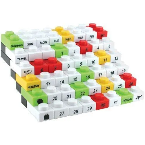 Perpetual Puzzle Calendar / Calendrier perpétuel de casse-tête