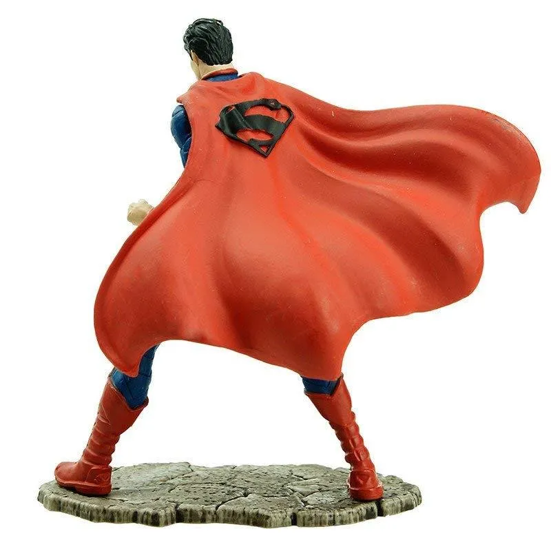 DC Superman Fighting Figurine / Figurine de combat