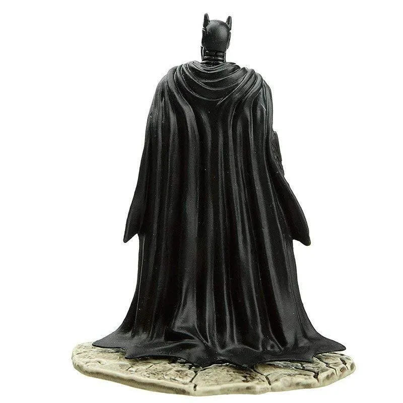 DC Batman Standing Figurine / Figurine debout