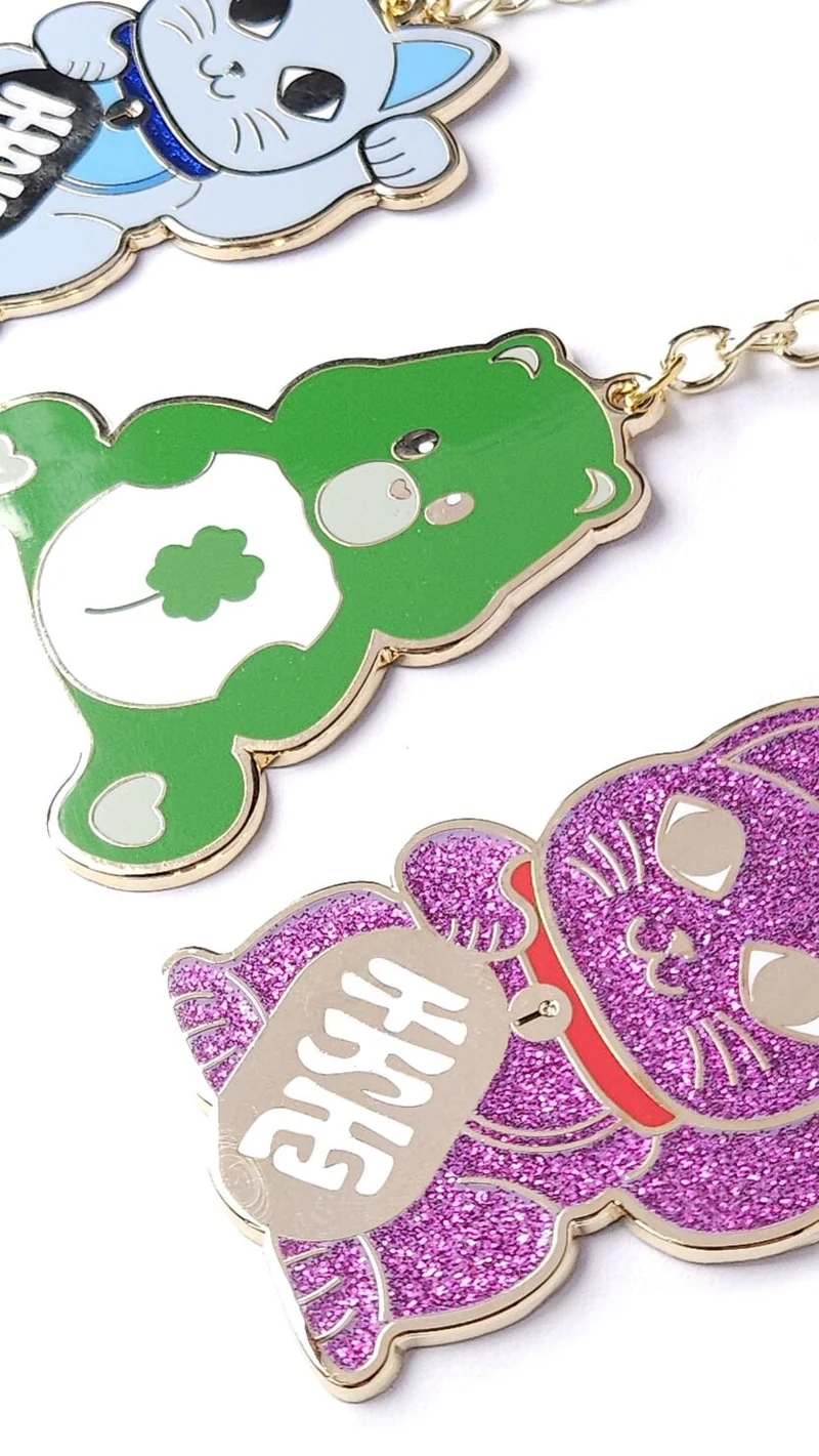 Porte-clés Maneki Neko rose pailleté – Chat porte-bonheur doré