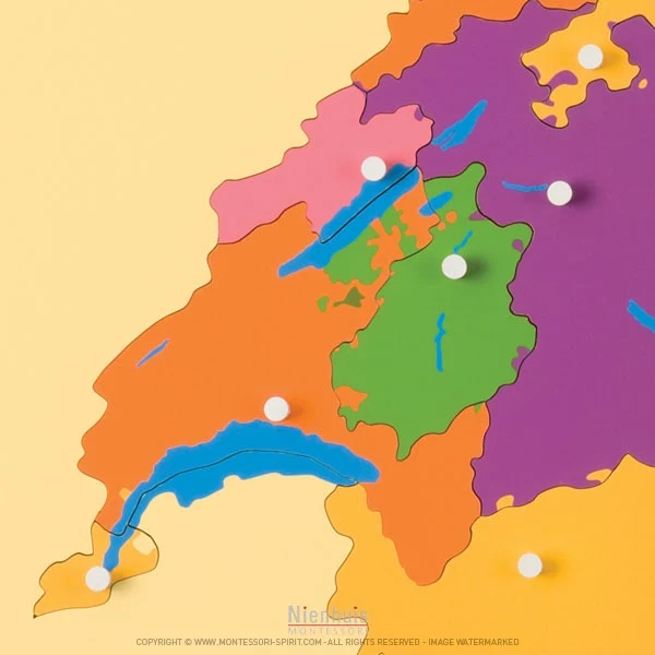 Carte puzzle de la Suisse