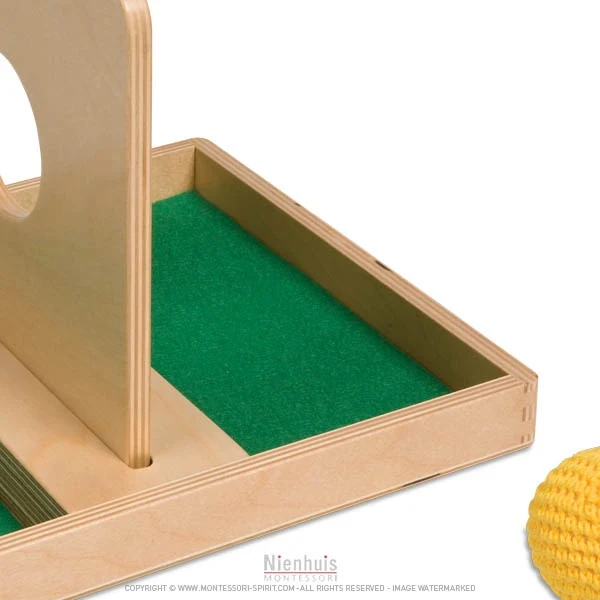 Plateau passage balle tricot