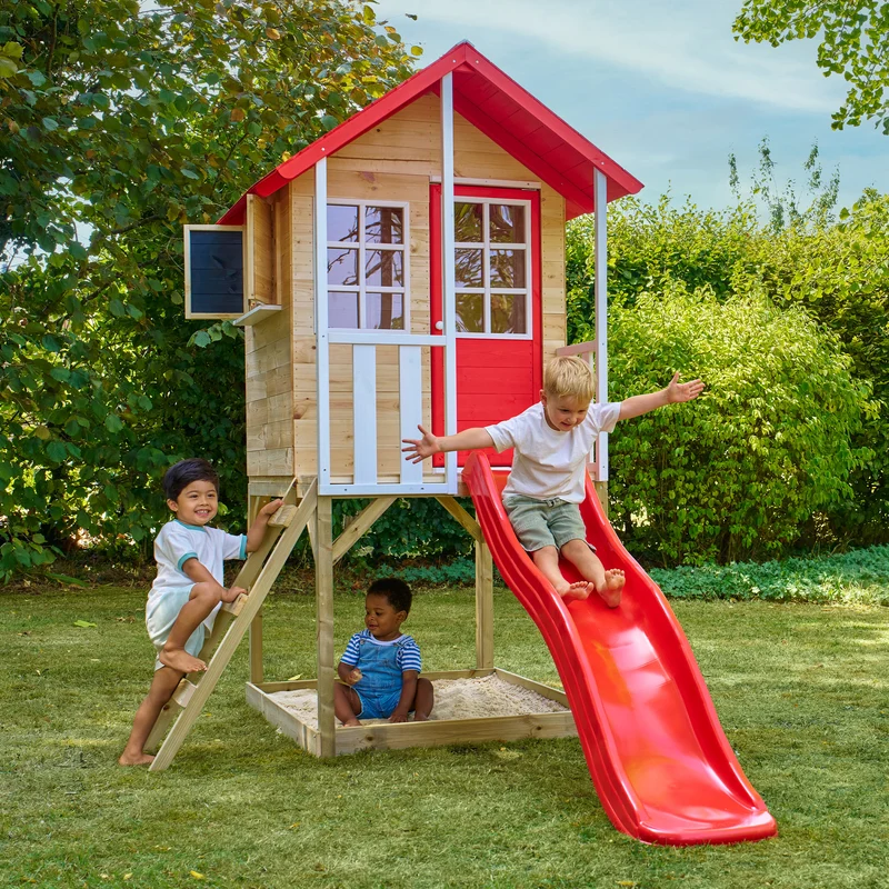 Cabane enfant modulable sur pilotis avec toboggan - bois FSC® - COQUELICOT