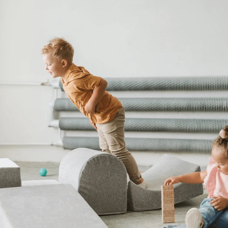 Parcours de Motricité Montessori avec Mini Piscine 🇪🇺