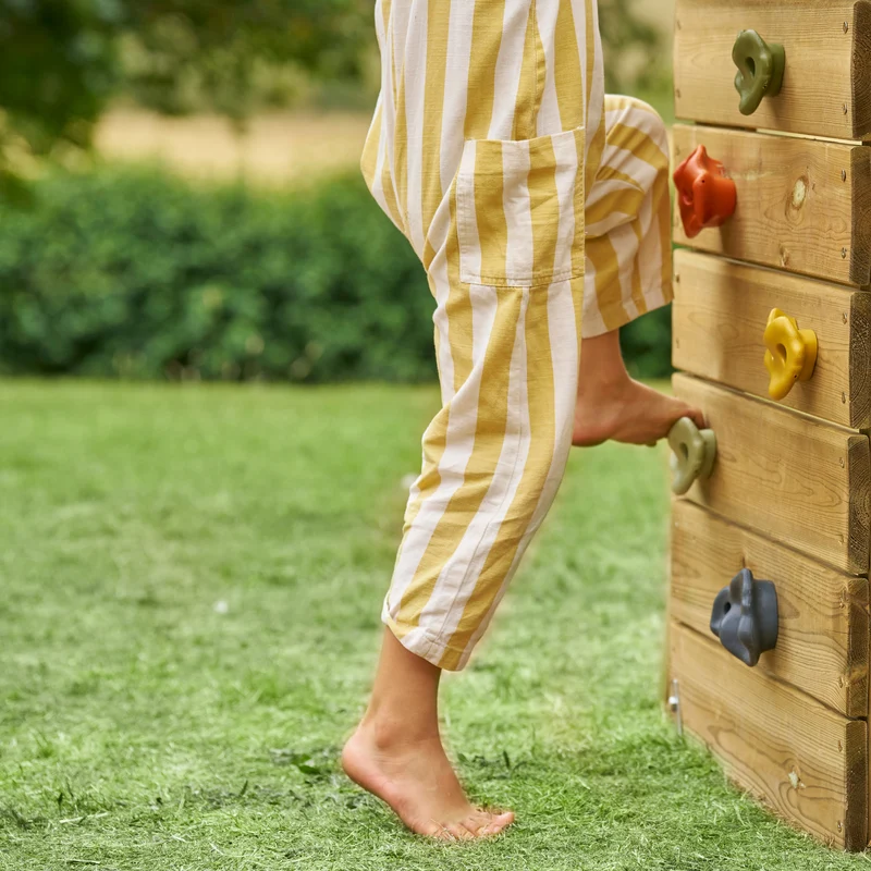 Aire de jeux 2 balançoires, toboggan et mur d'escalade - H210 cm - bois FSC® - GESSETTE