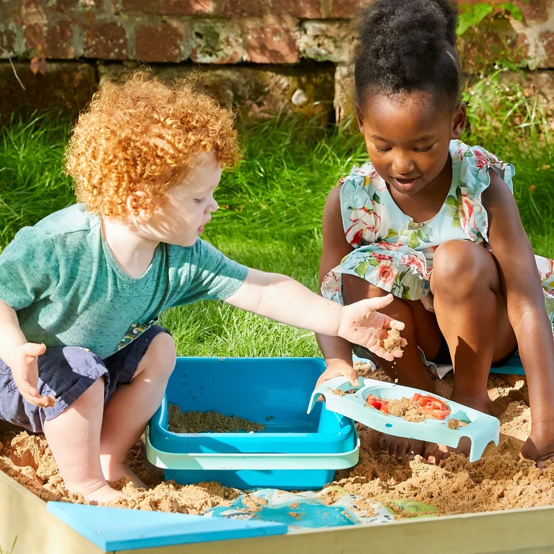 Bac à sable bois FSC® avec bancs intégrés et kit de jeux EXPLORATEUR