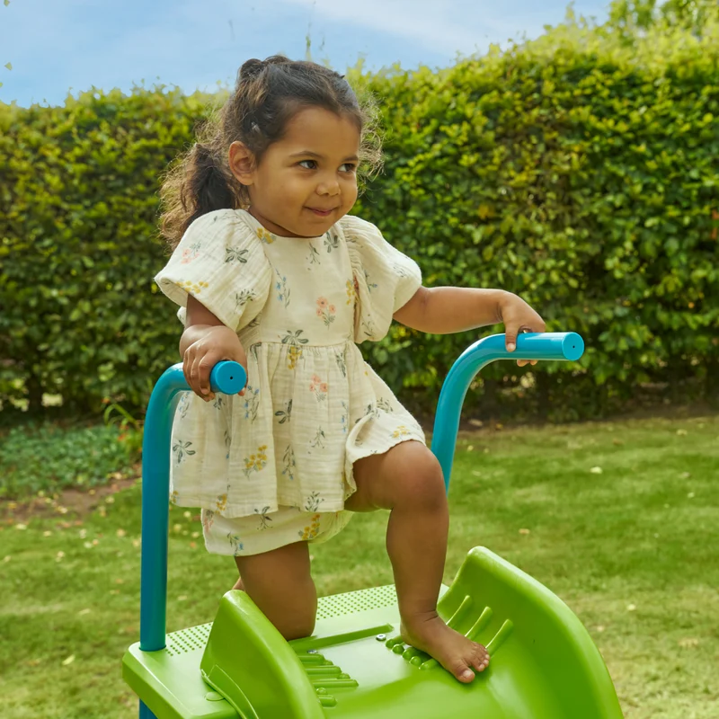 Toboggan ondulé L175 cm - dès 3 ans - 3 marches - vert pomme