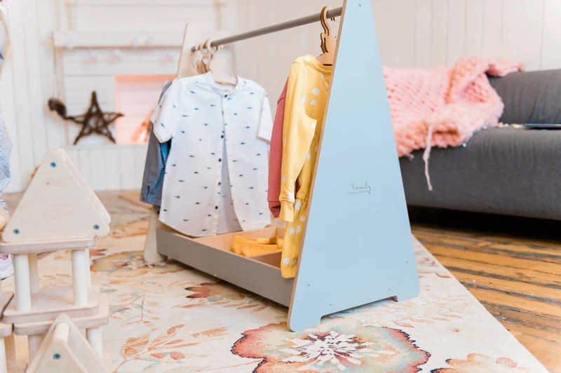 Montessori Kleiderständer für Kinder – Offener Kinder-Kleiderständer aus Holz