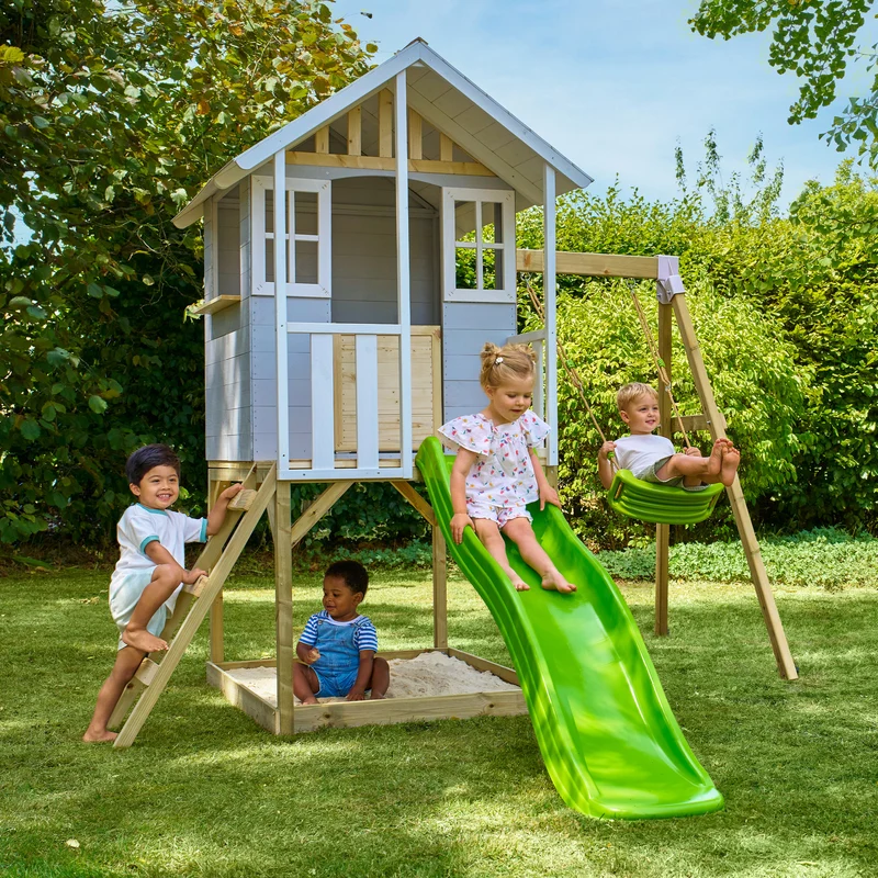 Cabane enfant modulable sur pilotis avec balançoire et toboggan - bois FSC® - PERCE-NEIGE