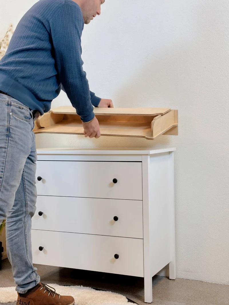 Wickelaufsatz für Kommode aus Holz – platzsparender Wickeltisch Aufsatz