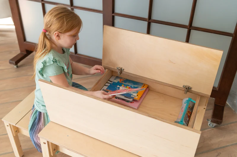 Montessori Kindertisch mit Stauraum & Hocker – Holz Schreibtisch Set für Kinder