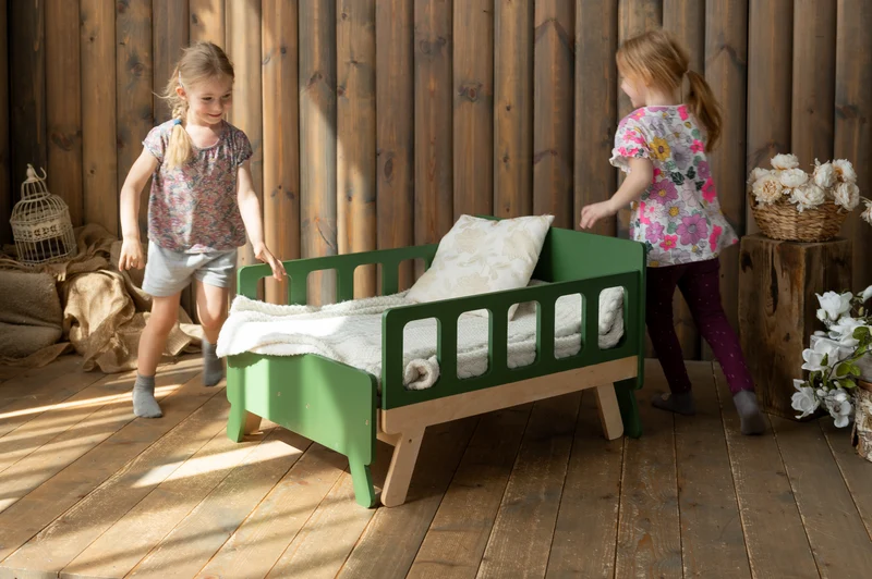 Mitwachsendes Montessori Kinderbett – 2-in-1 Bett & Sofa inkl. Matratze