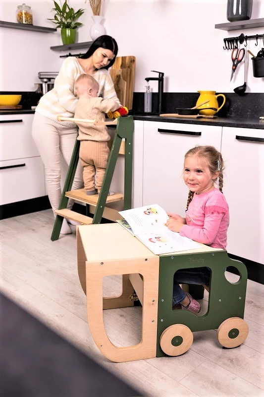Montessori Lernturm 3-in-1 – Küchenhelfer, Tisch & Stuhl-Auto-Design