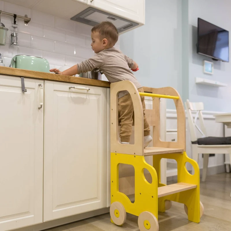 Montessori Lernturm 3-in-1 – Küchenhelfer, Tisch & Stuhl-Auto-Design