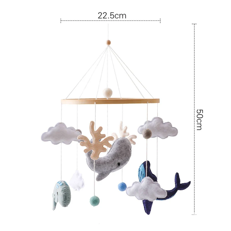Baby Mobile aus Filz & Holz – Montessori Mobile fürs Babybett