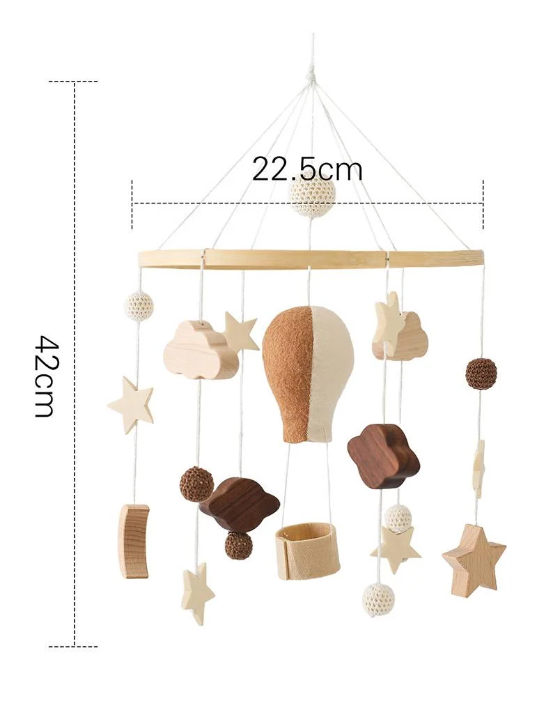 Baby Mobile aus Filz & Holz – Montessori Mobile fürs Babybett