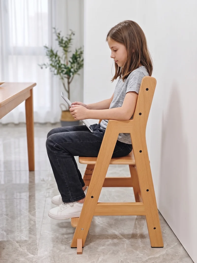 Montessori Hochstuhl Massivholz – Mitwachsend & 2-in-1 Lern- und Essstuhl