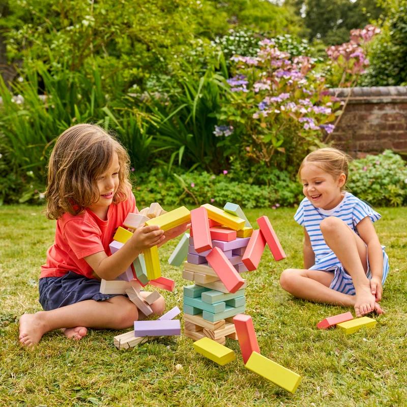 Jeu tour d'équilibre géante en bois FSC® dès 3 ans