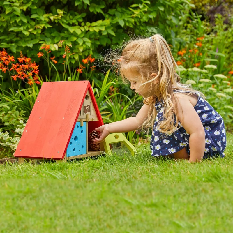 Maison de jardin pour insectes bois FSC® pour enfant dès 3 ans