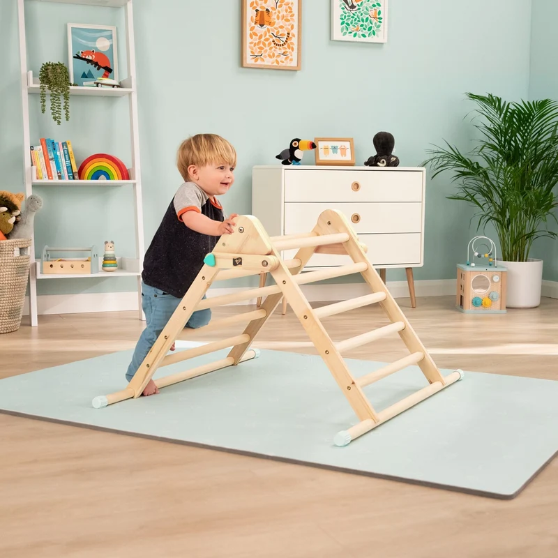 Triangle d'escalade pliable Montessori en bois FSC® pour enfant dès 1 an