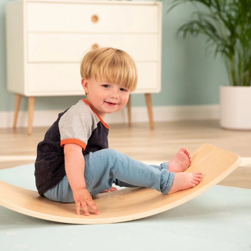 Planche d'équilibre Montessori en bois FSC® pour enfant dès 1 an