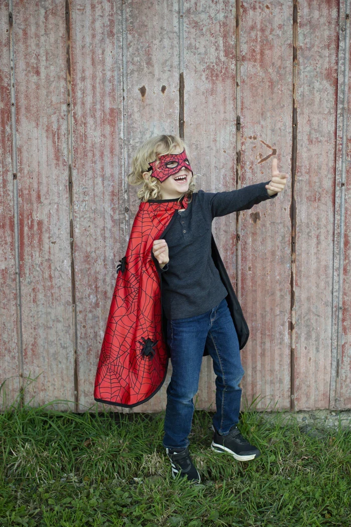 Great Pretenders - Cape réversible Spiderman ou Batman- 4-6 ans
