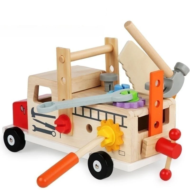 Montessori Holzspielzeug – Spiel mit verschiedenen Elemente für Kinder