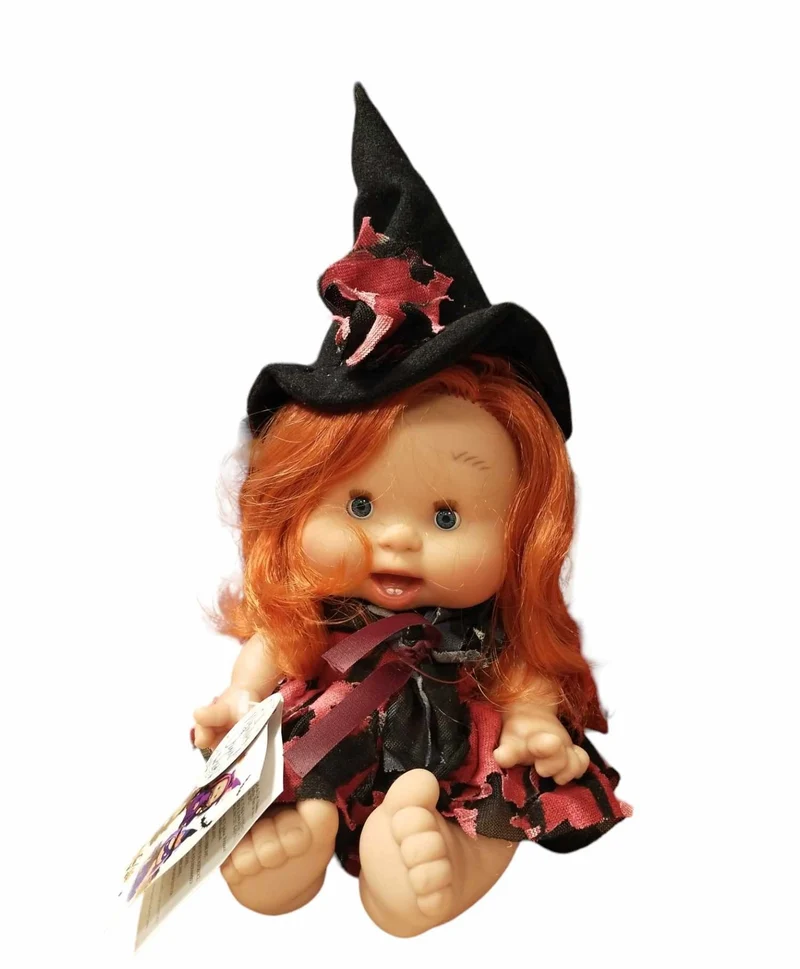 Poupée sorcière d'halloween