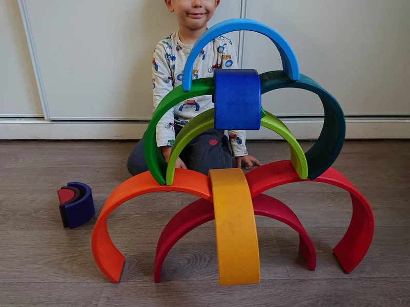 Arc en ciel de construction Montessori