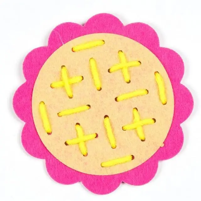 Jouet de couture Montessori